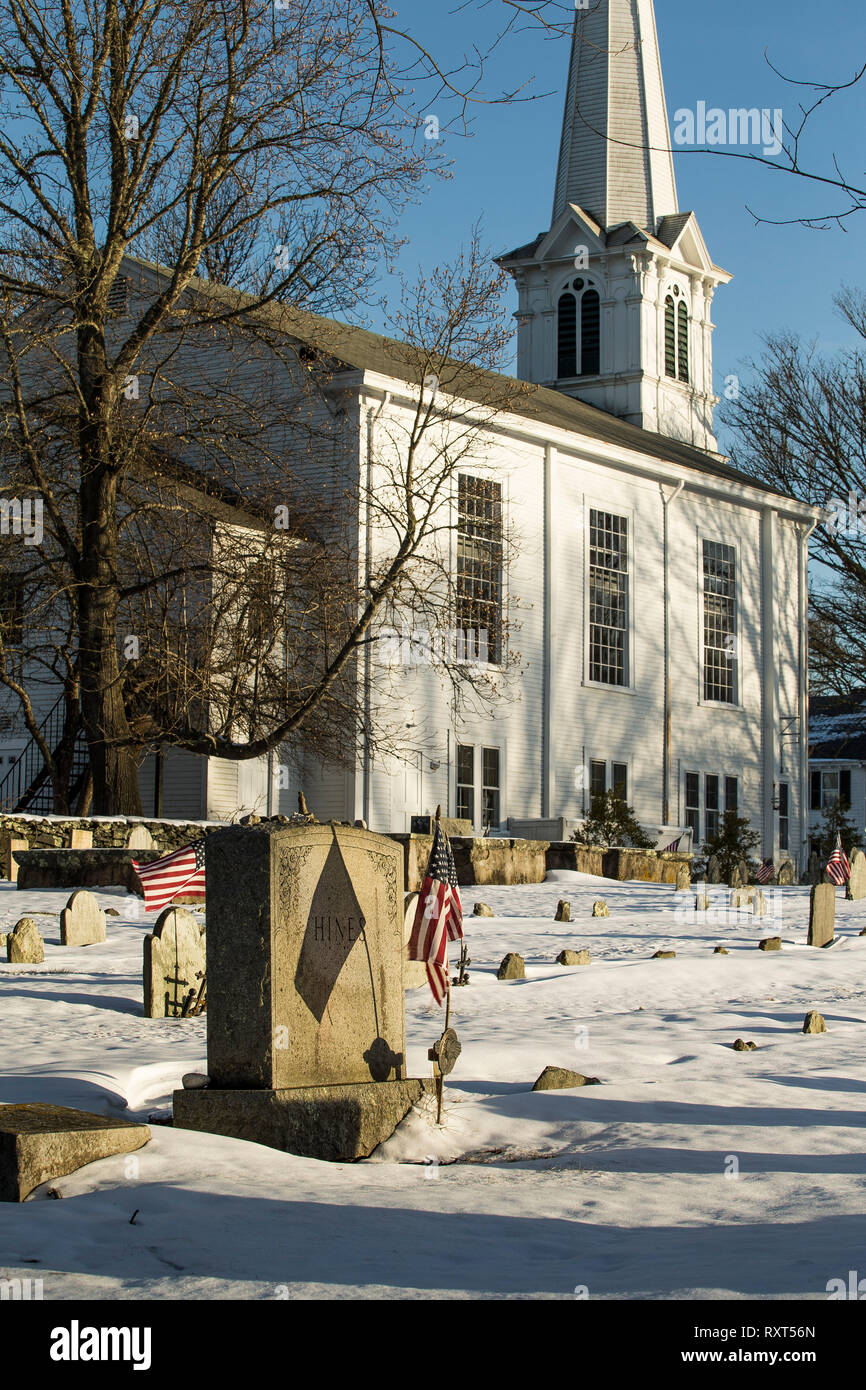 Downtown village church on historic town common. Small town with roughly 57 cemeteries. Seasonal home owners or visitors. New England charm in winter. Stock Photo