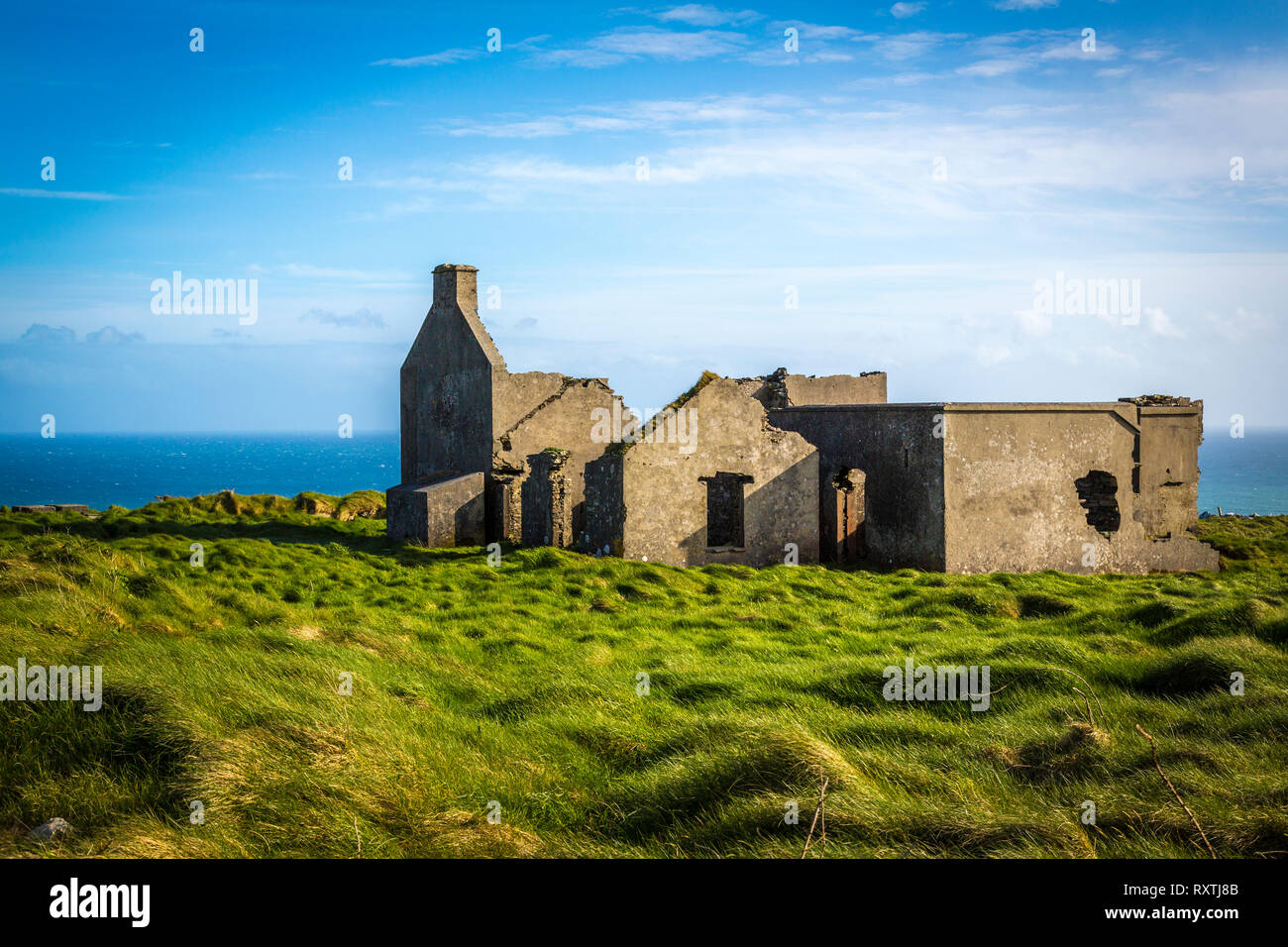 ruins and tower at Brow Head, West Cork Stock Photo