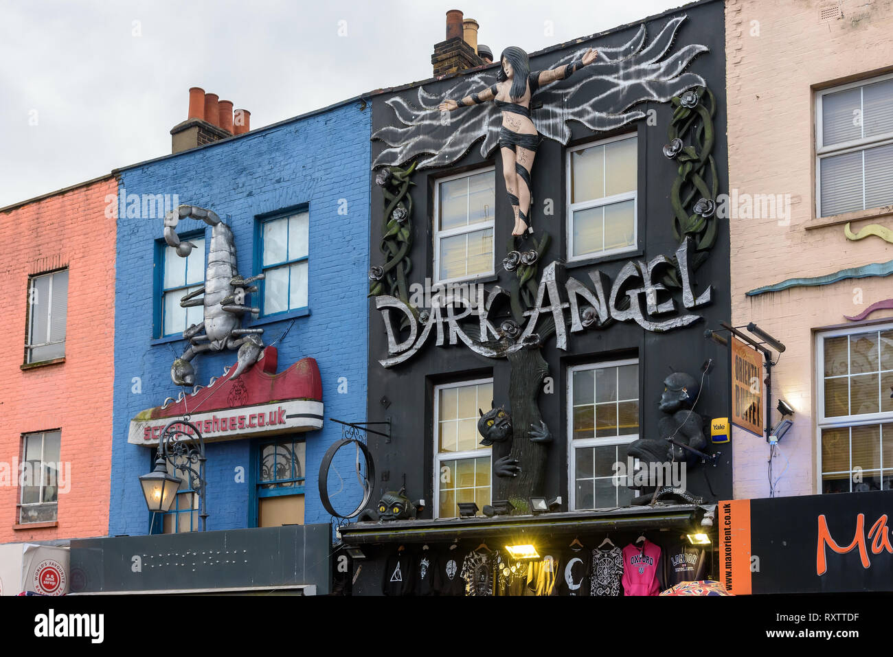 Camden Town, London, UK - April 30, 2018: Famous wall decorations of street  shops in Camden Town Stock Photo - Alamy