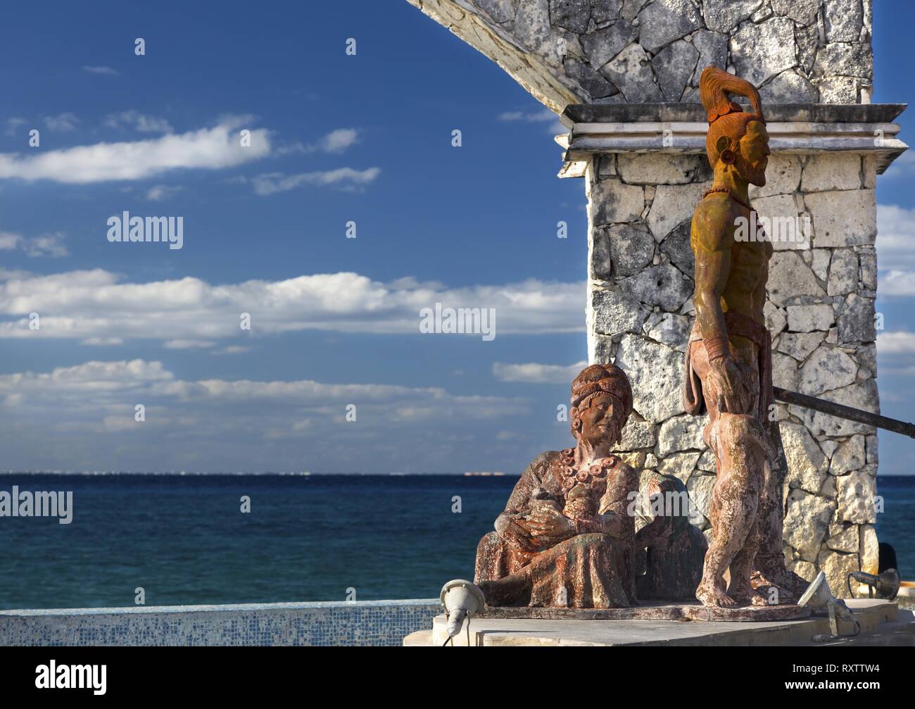 Aztec warrior hi-res stock photography and images - Alamy