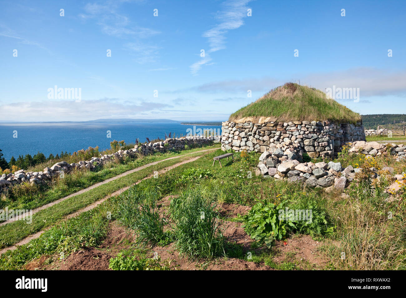 Sod house hi-res stock photography and images - Alamy