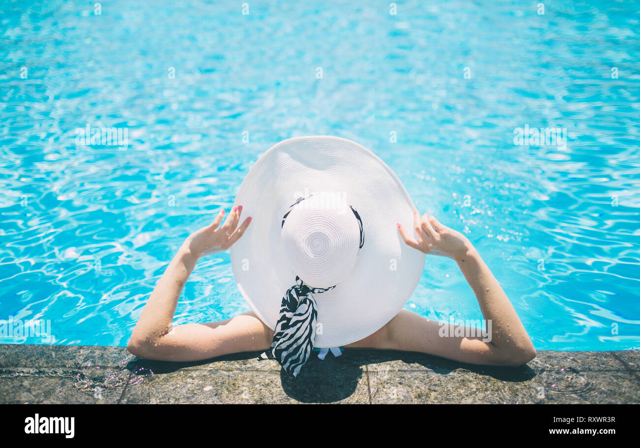 swimming pool hat