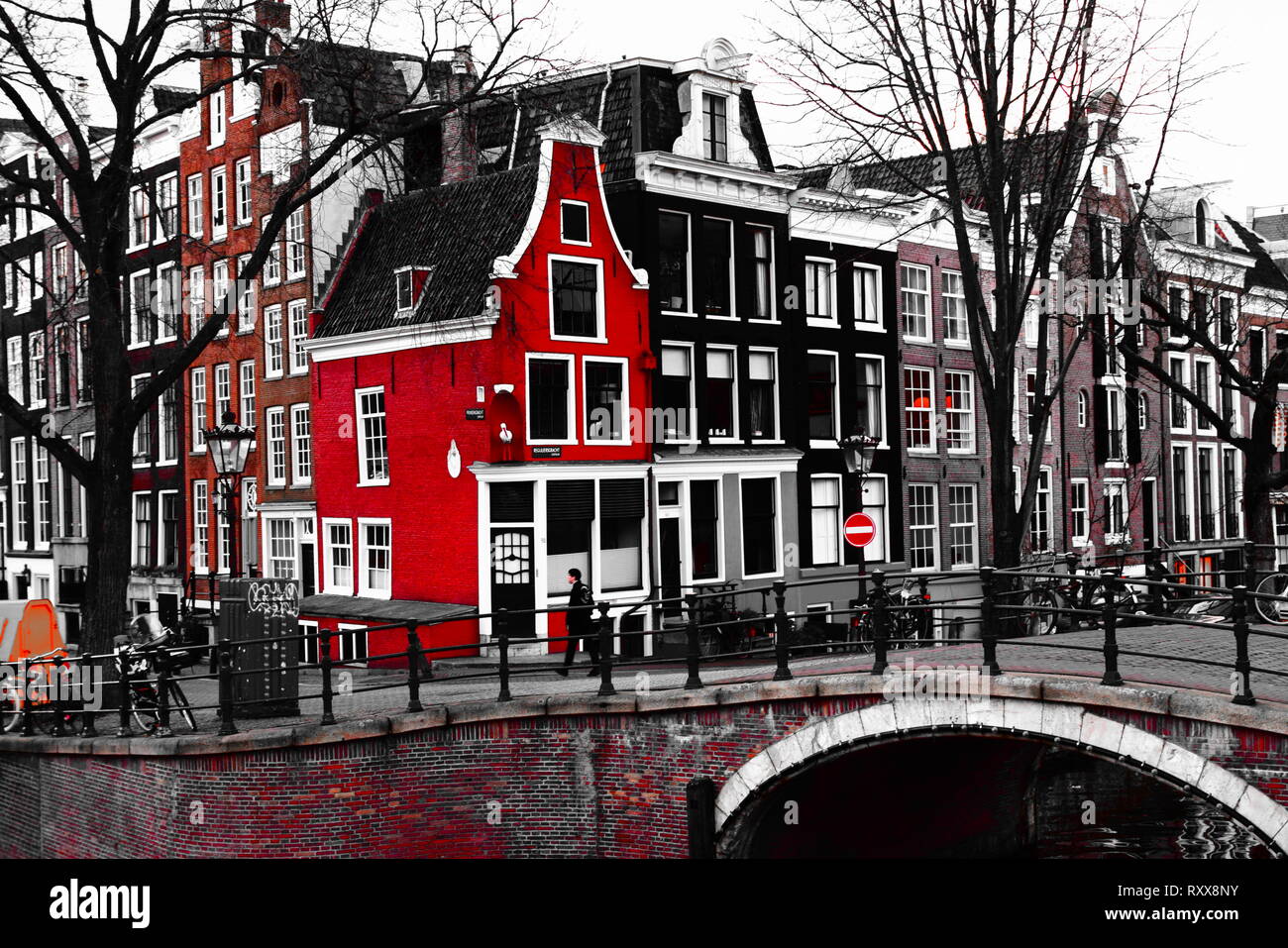amsterdam - red gabled house and bridge over canal Stock Photo - Alamy