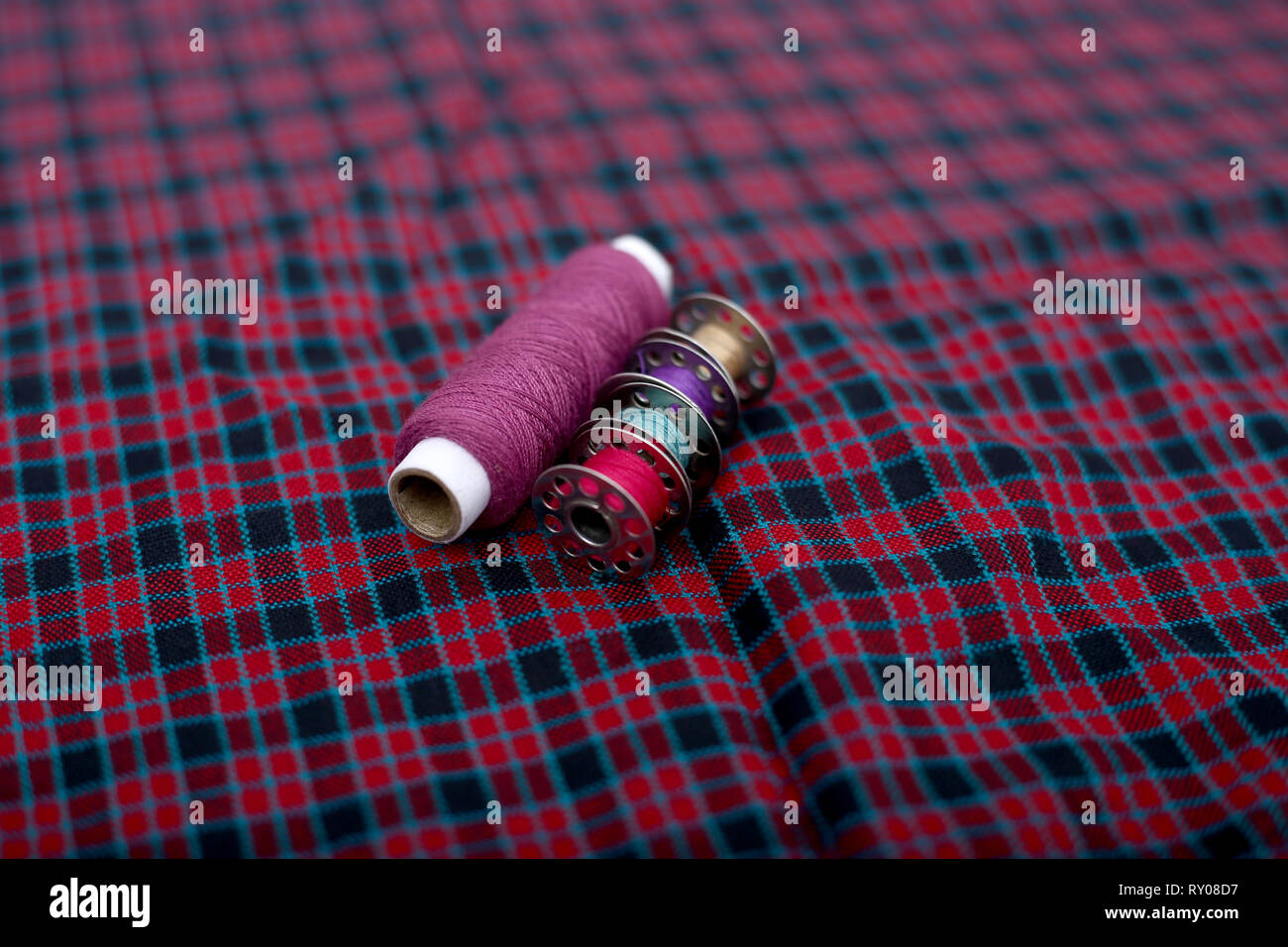 Pink Thread Bobbin Bobbin Yarn High Resolution Stock Photography and Images - Alamy