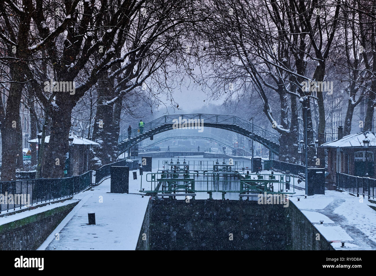 France, Paris,  the Canal Saint Martin in winter, Amelie bridge Stock Photo
