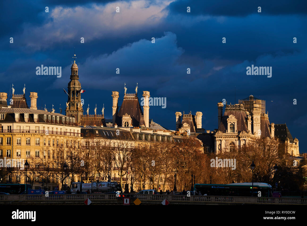 France, Paris, Hotel de Ville roof Stock Photo Alamy