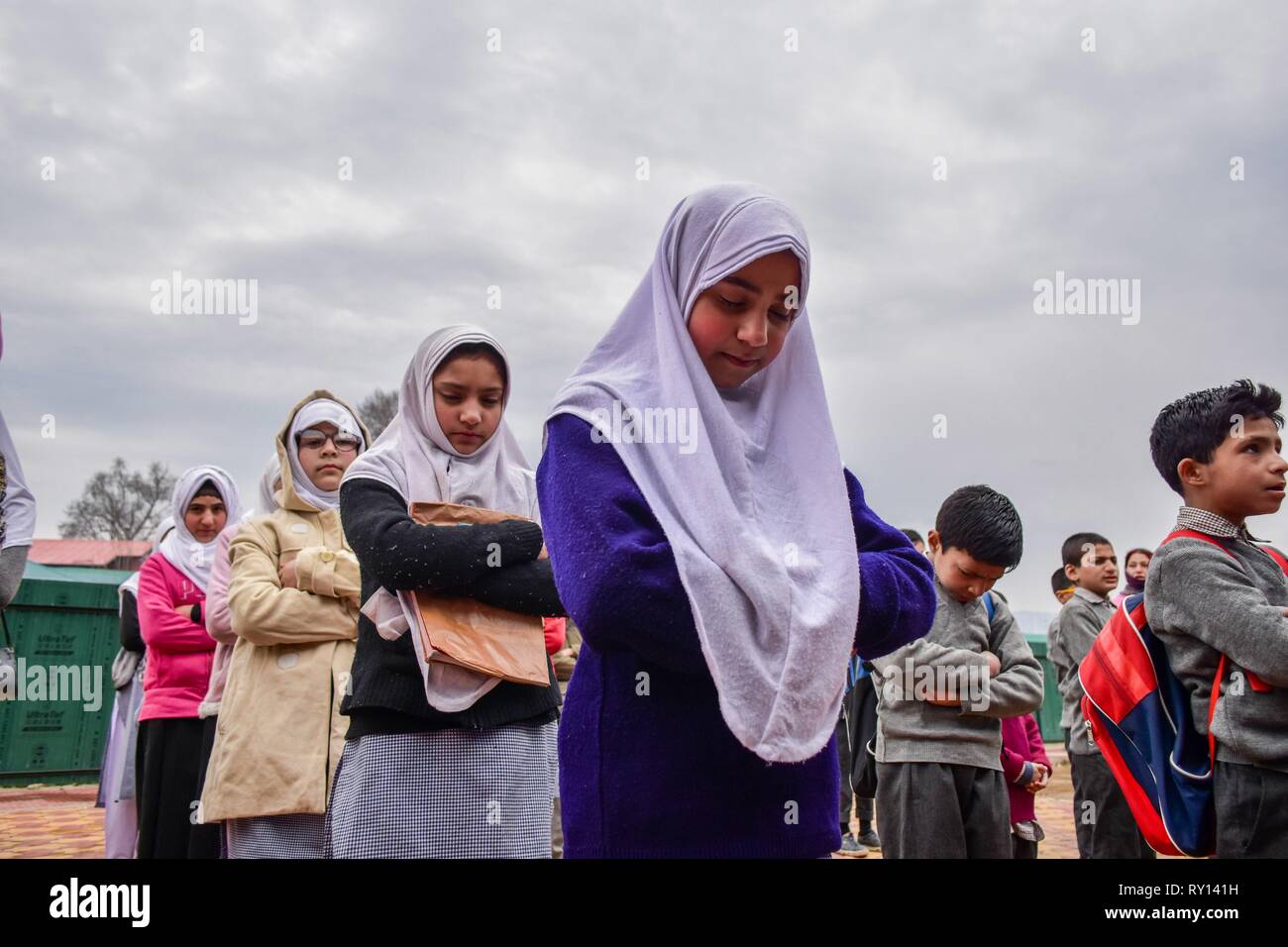 School morning assembly india hi-res stock photography and images - Alamy