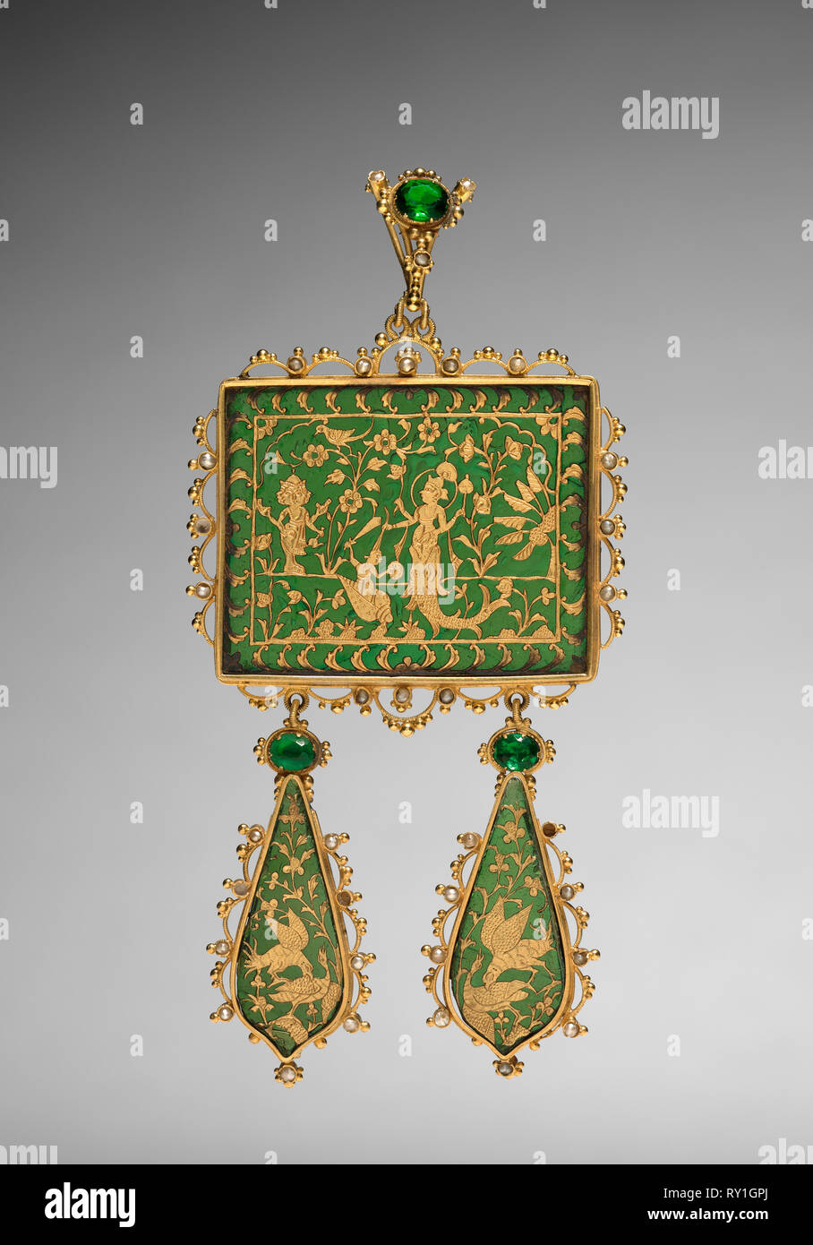 Rajputana brooch deals