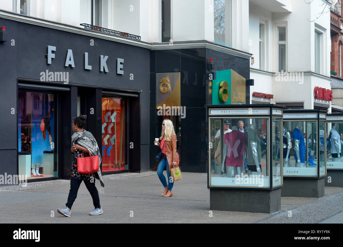 Falke shop hi-res stock photography and images - Alamy