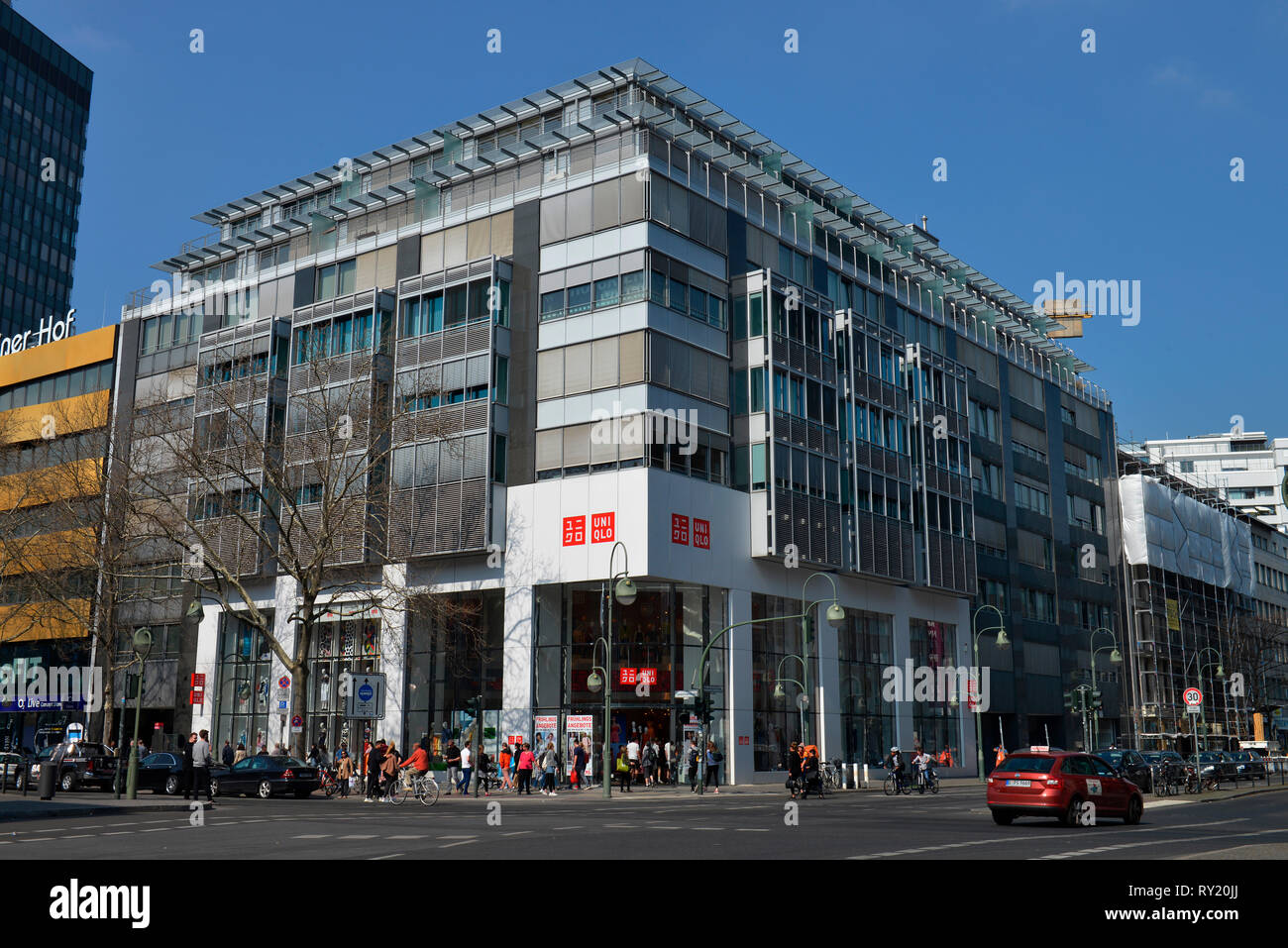 Uniqlo Department Store High Resolution Stock Photography and Images - Alamy