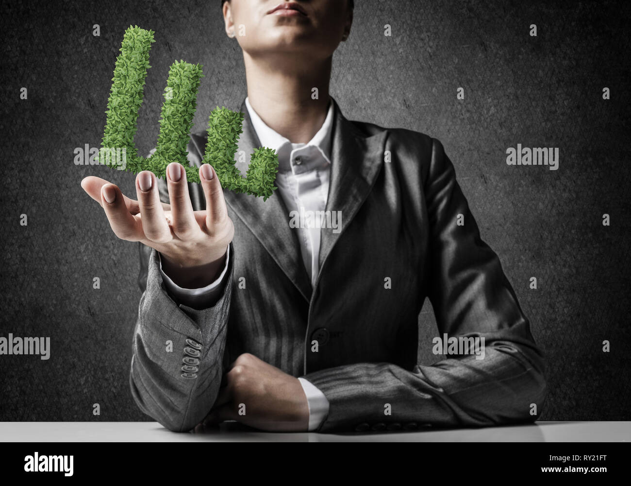 Businessman presenting growing graph Stock Photo - Alamy