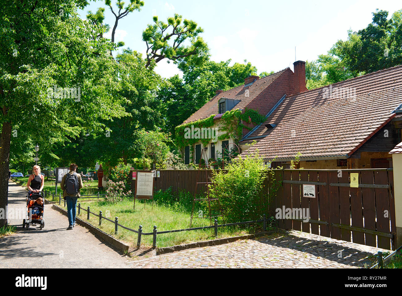 Rixdorfer schmiede hires stock photography and images Alamy