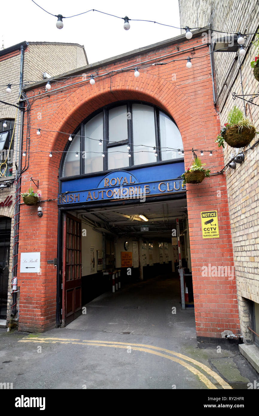 Royal Automobile Club High Resolution Stock Photography and Images Alamy