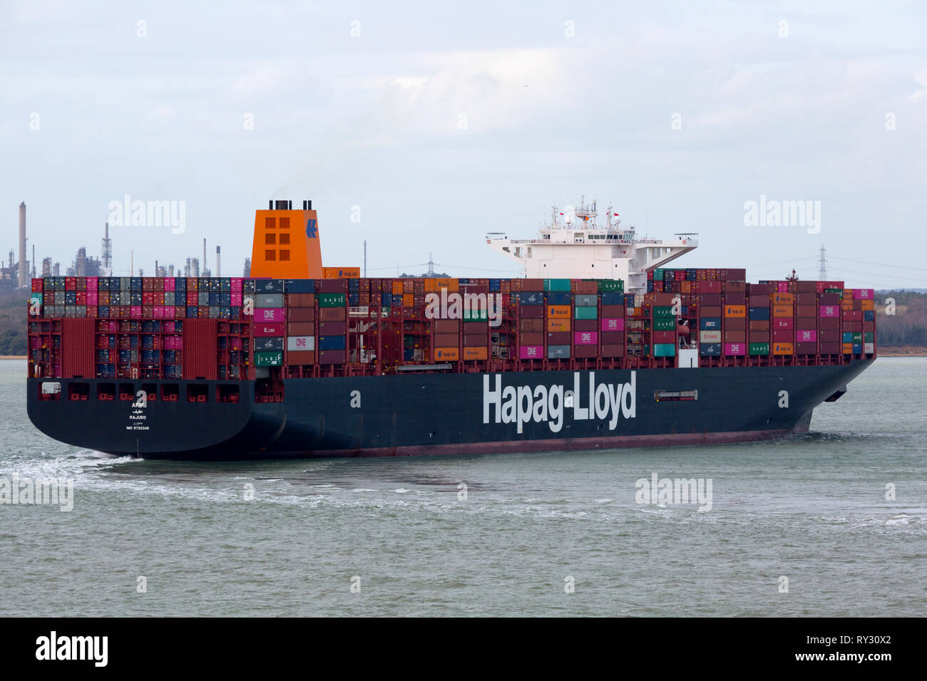 terminal,Aerial,view,Hapag-Lloyd,Container,Ship,Afif,home,port,Majuro,The  Solent,Southampton,Cowes,Isle of Wight,box Stock Photo - Alamy