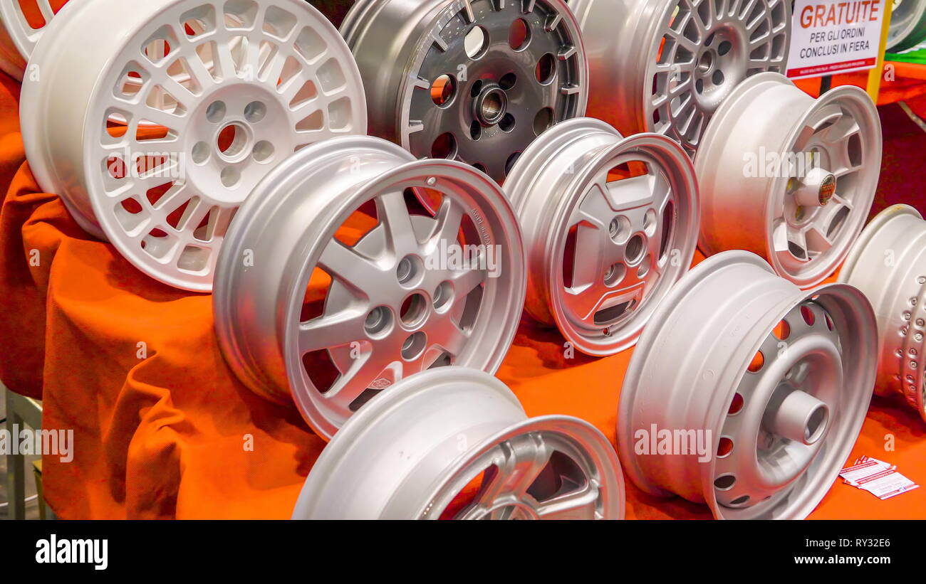 Different sizes of the tire rim being displayed inside the showroom