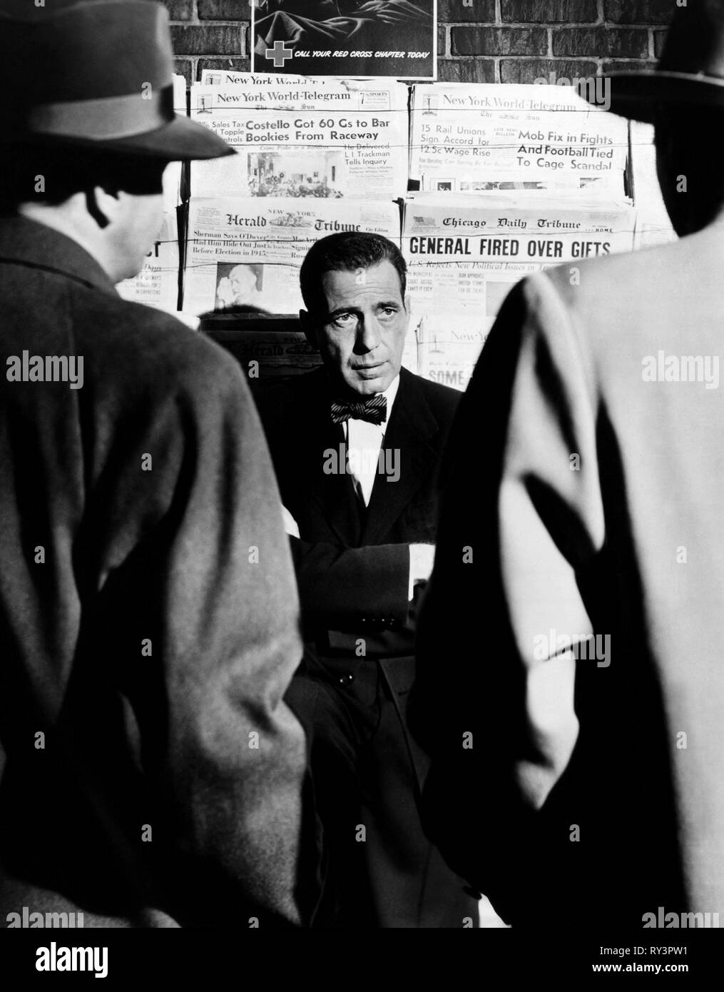 HUMPHREY BOGART, DEADLINE, 1952 Stock Photo