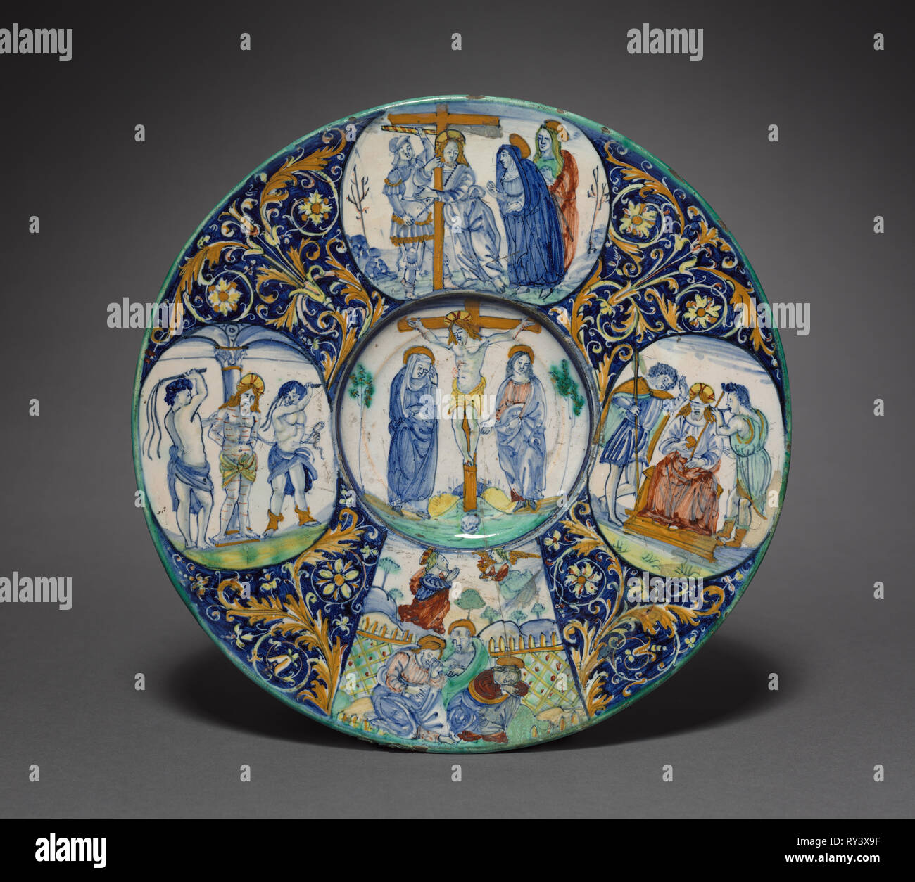 Plate, c. 1510. Painter of the Royal Procession (Italian). Tin-glazed earthenware (maiolica); diameter: 29.2 cm (11 1/2 in Stock Photo