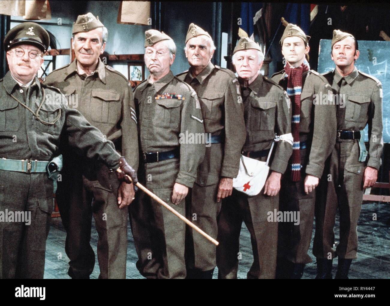 LOWE,MESURIER,DUNN,LAURIE,RIDLEY,LAVINDER,BECK, DAD'S ARMY, 1971 Stock Photo