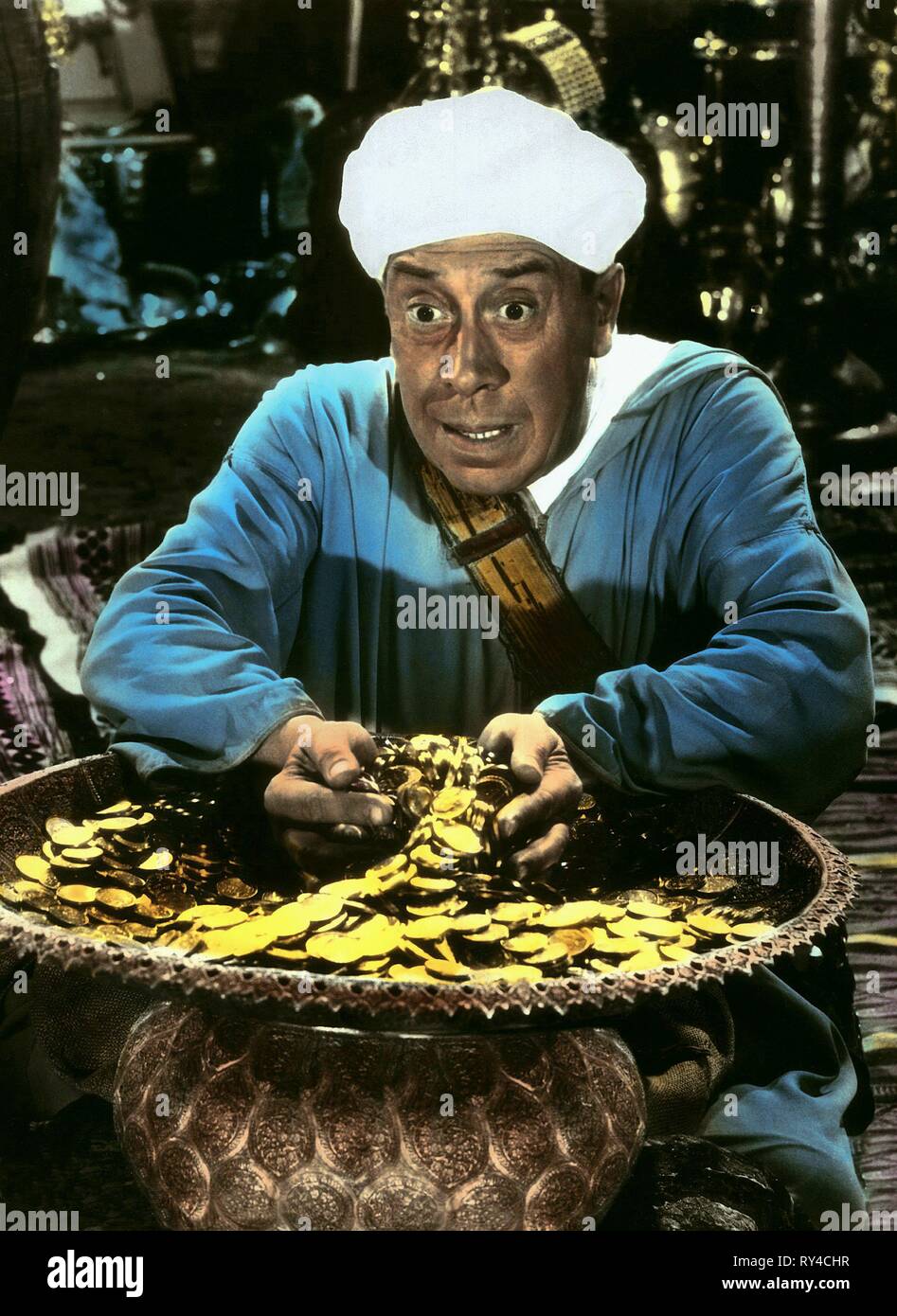 FERNANDEL, ALI BABA AND THE FORTY THIEVES, 1954 Stock Photo