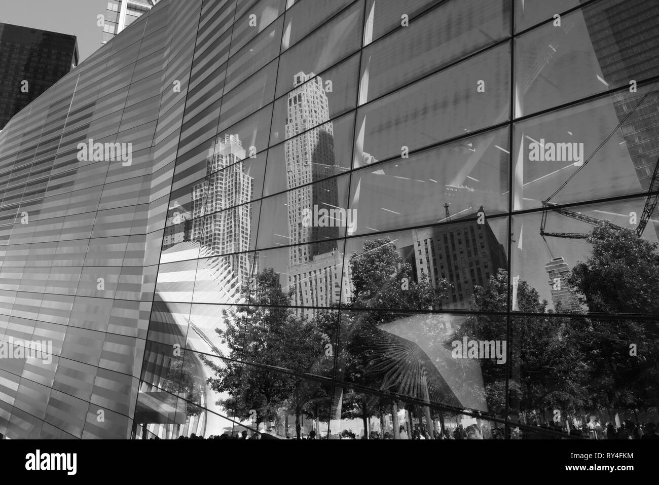 new york city - oculus reflection in window 2018 Stock Photo