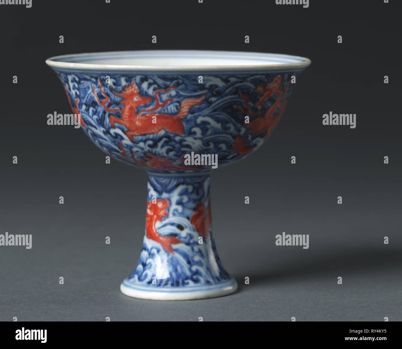 https://c8.alamy.com/comp/RY4KY5/stem-cup-1426-1435-china-jiangxi-province-jingdezhen-ming-dynasty-1368-1644-xuande-mark-and-period-1426-1435-porcelain-with-underglaze-blue-and-overglaze-red-enamel-decoration-overall-9-x-99-cm-3-916-x-3-78-in-RY4KY5.jpg