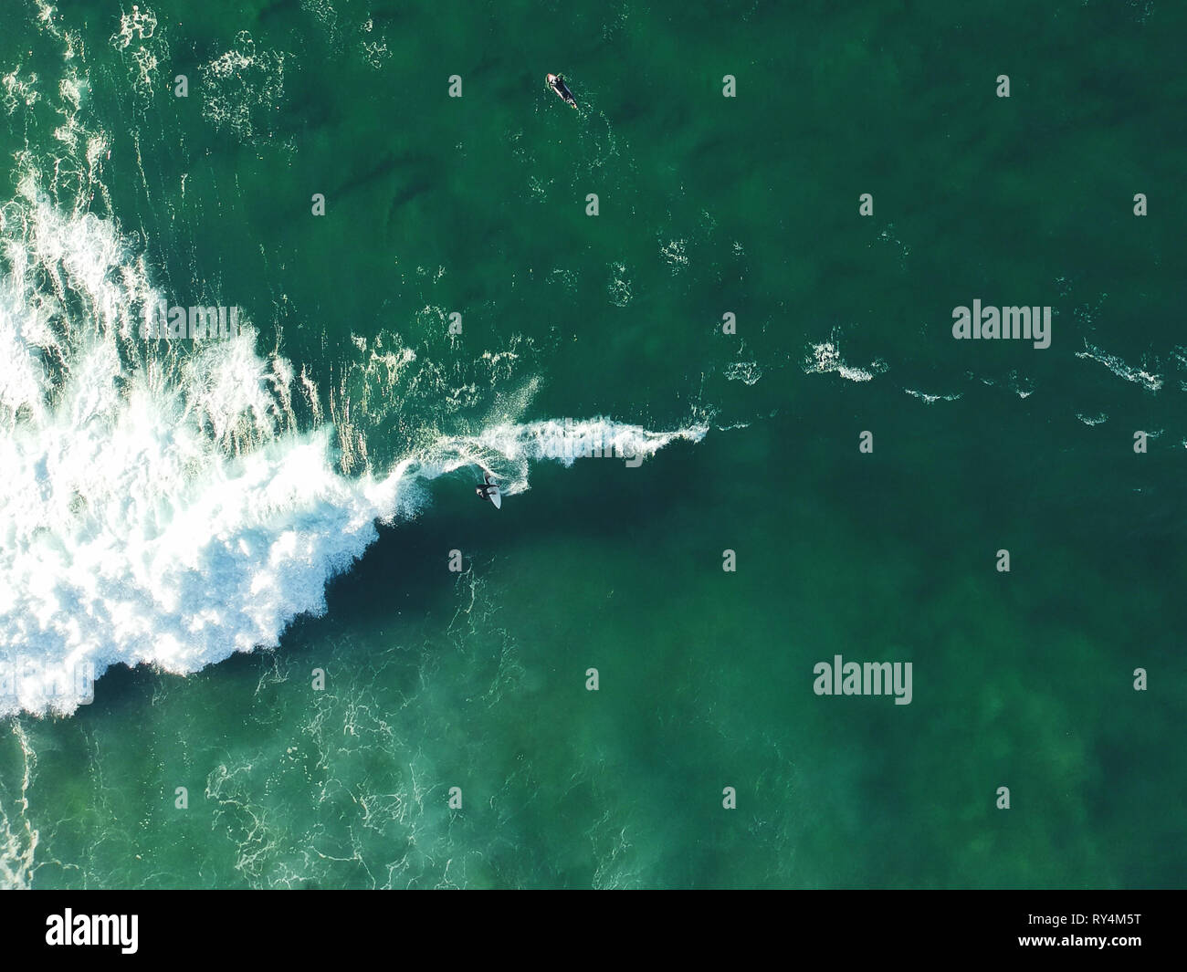 Aerial view of sup surfers hi-res stock photography and images - Alamy
