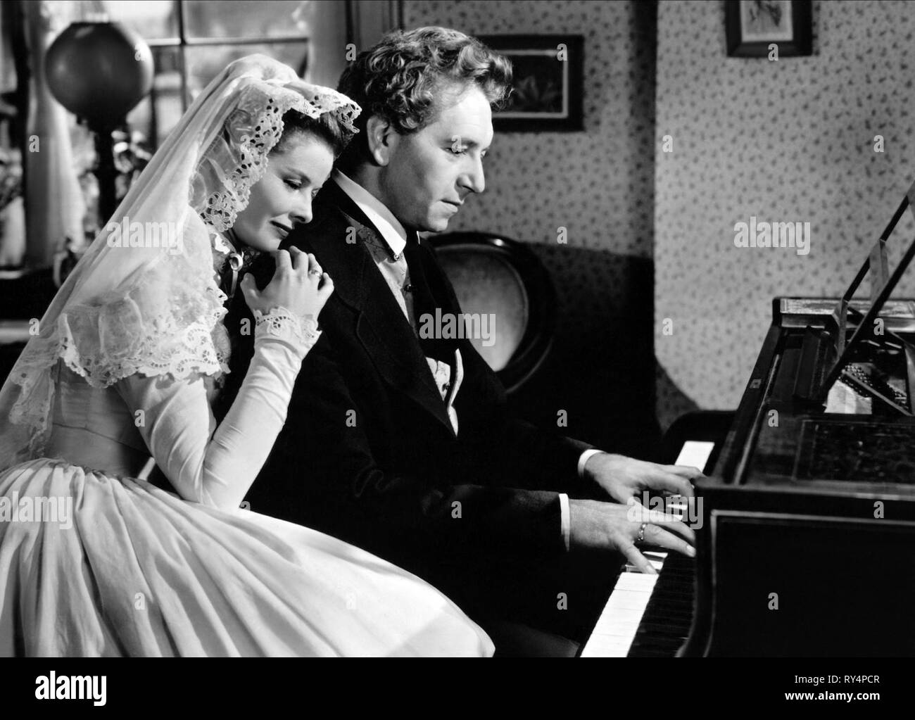 HEPBURN,HENREID, SONG OF LOVE, 1947 Stock Photo