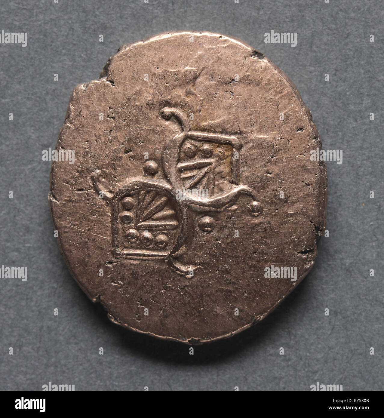 Addedomaros Stater (reverse), c. 15-1 B.C.. England (Ancient Britian), 1st century B.C.. Gold; diameter: 2 cm (13/16 in Stock Photo