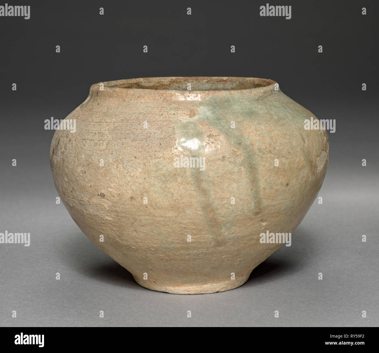 Jar, 300s-400s. Korea, Three Kingdoms period (57 BC-AD 668). Pottery, glazed Stock Photo