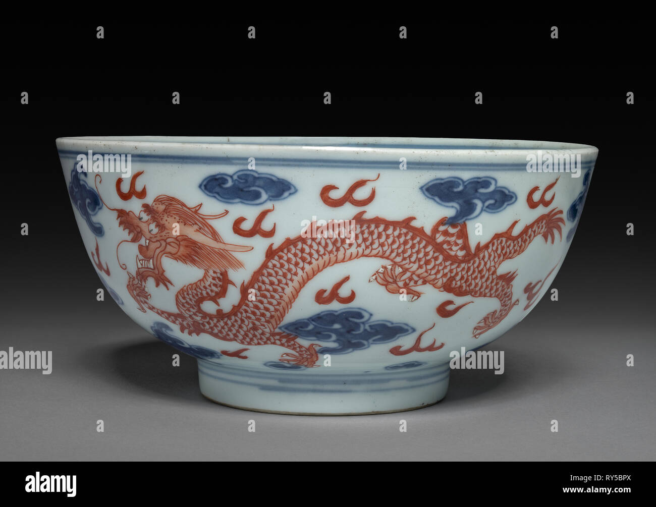 Bowl, 17361795. China, Qing dynasty (16441912), Qianlong mark and