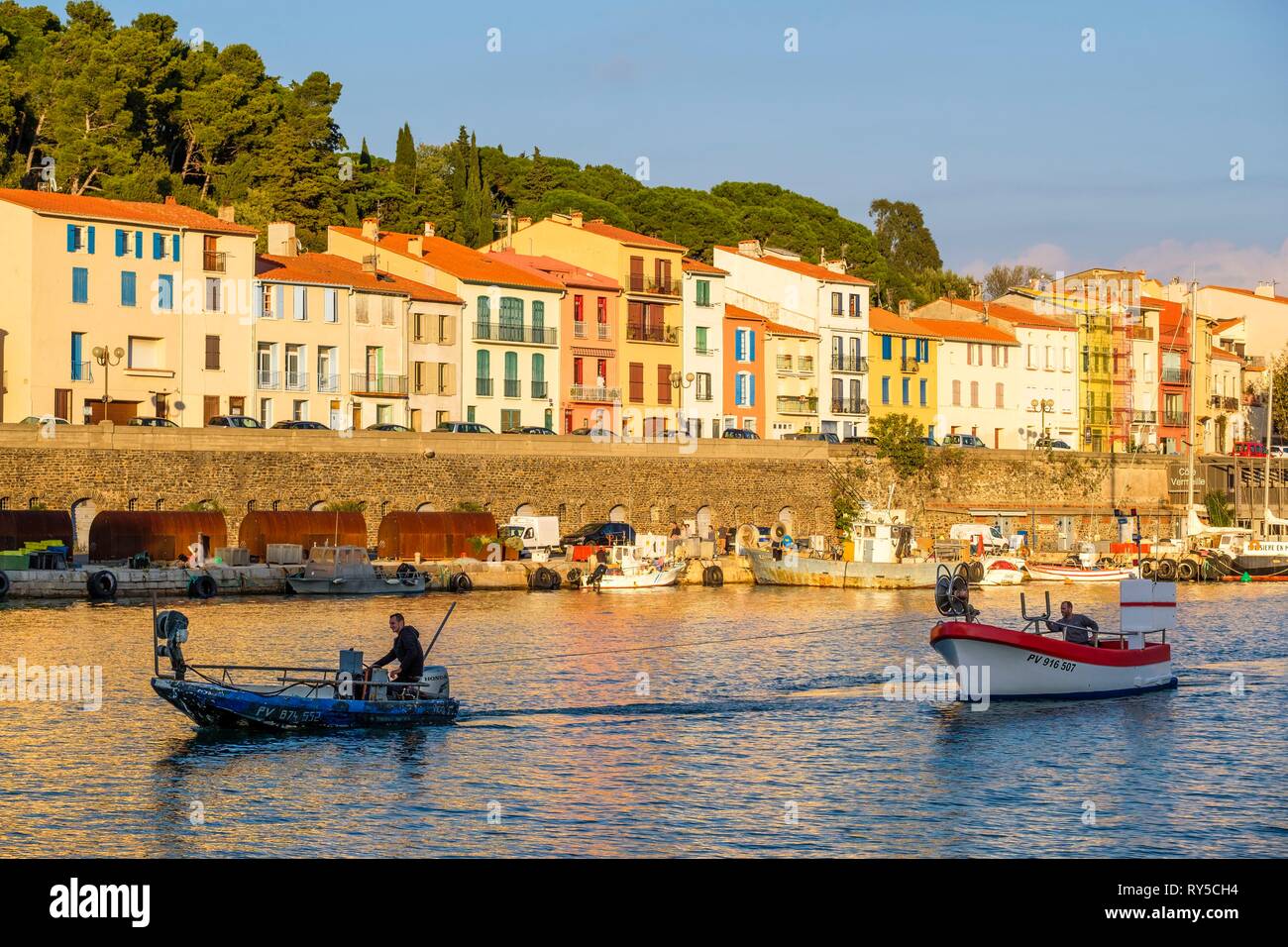 France, Pyrenees Orientales, Cote Vermeille, Port-Vendres, the harbour,  quai du Fanal Stock Photo - Alamy