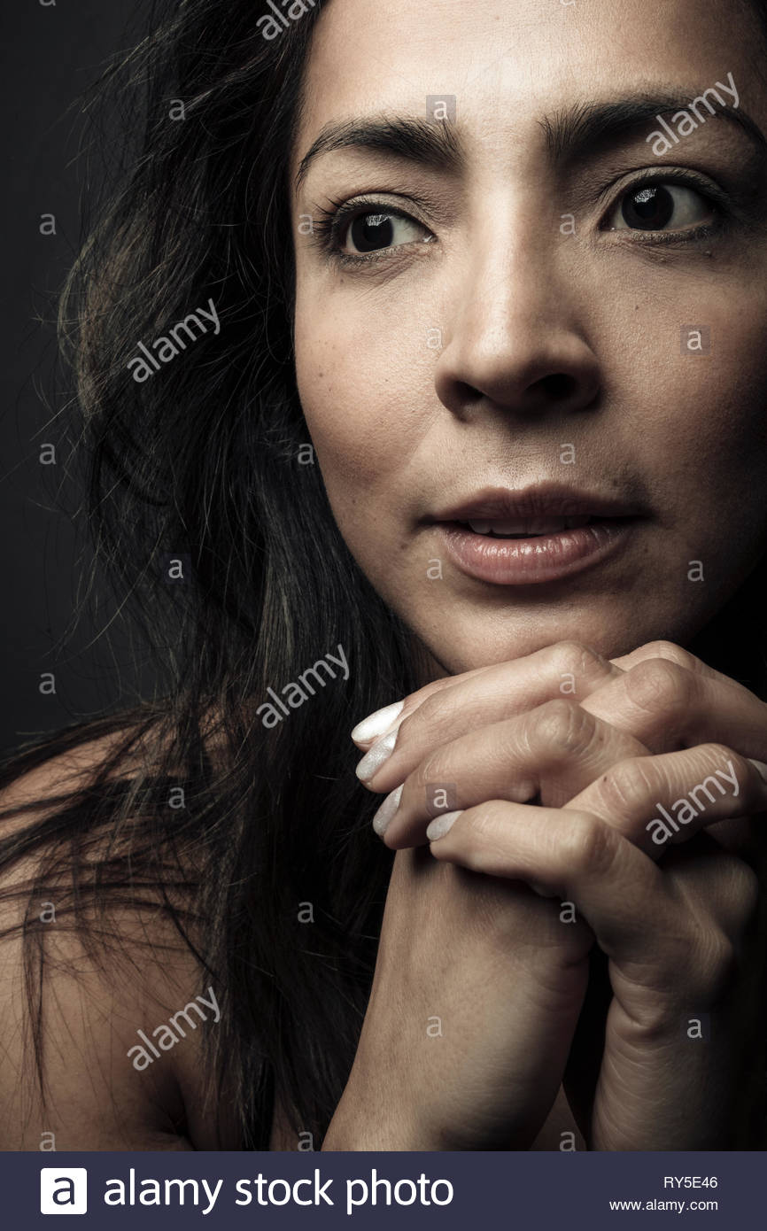 Thoughtful black woman hi-res stock photography and images - Alamy