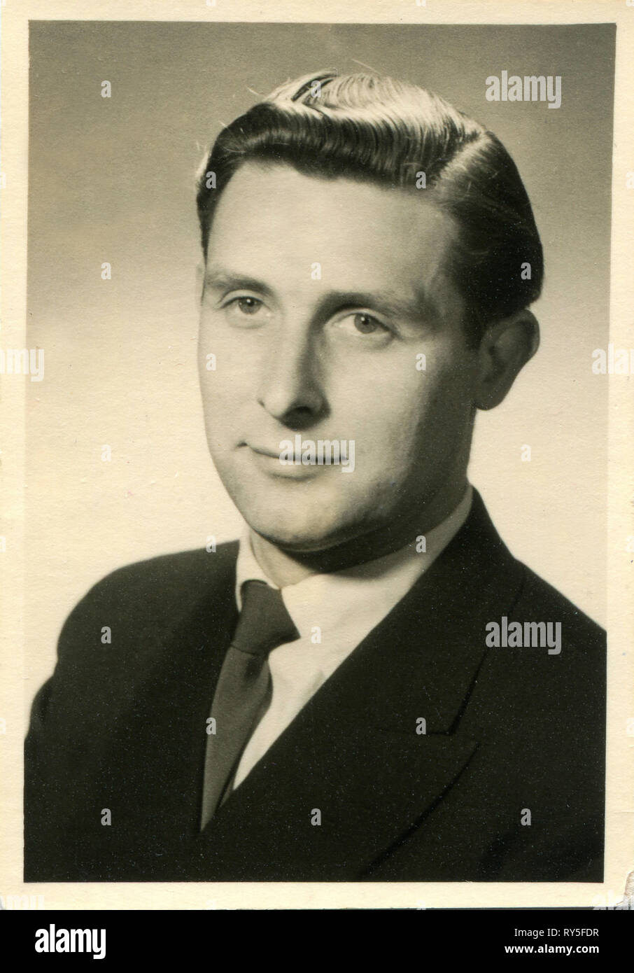 Germany 1940s Portet In The Studio Of A Young Man In A Suit
