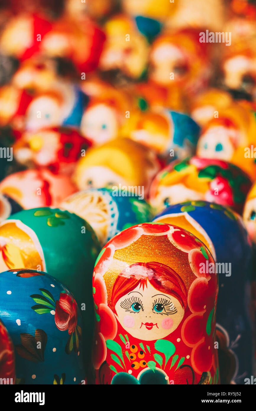Colorful Russian nesting dolls at the market Stock Photo Alamy