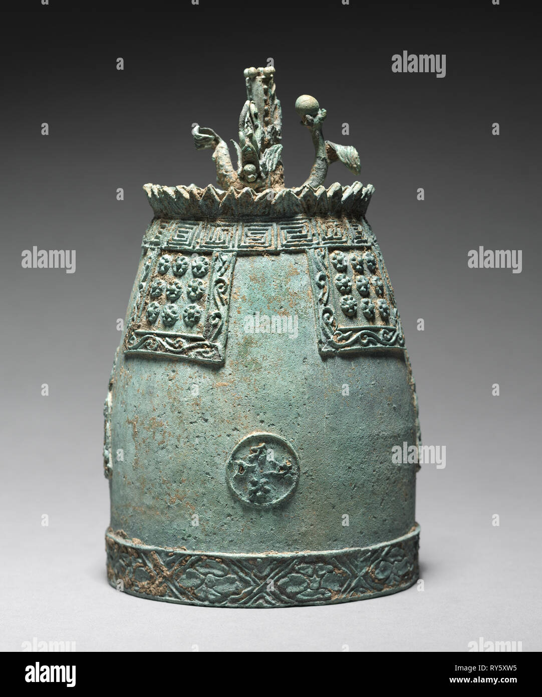 Bronze Ritual Bell, 1200s. Korea, Goryeo period (918-1392). Cast bronze with incised inscription; diameter: 14 cm (5 1/2 in.); overall: 22.6 cm (8 7/8 in Stock Photo