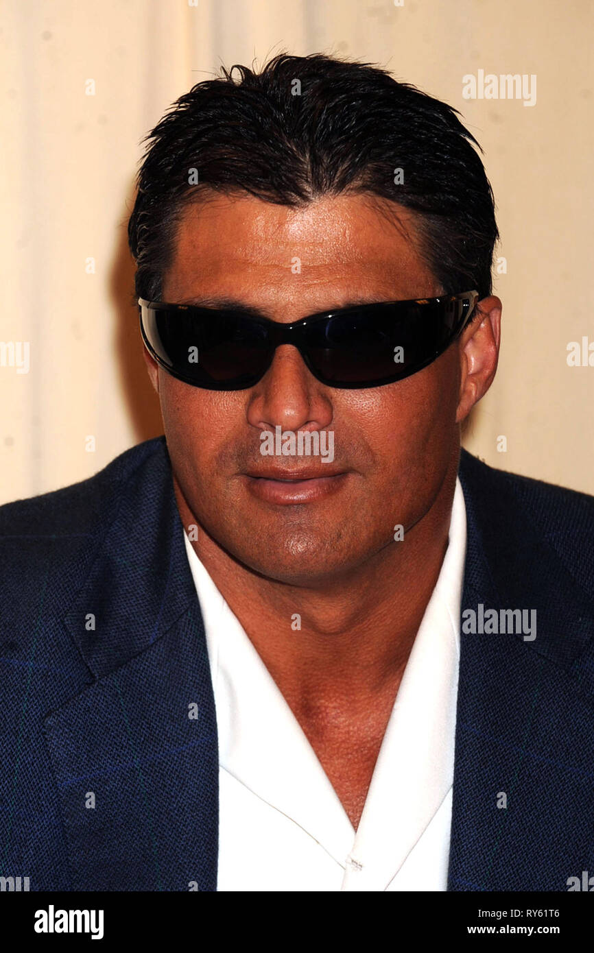 Jose canseco hi-res stock photography and images - Alamy