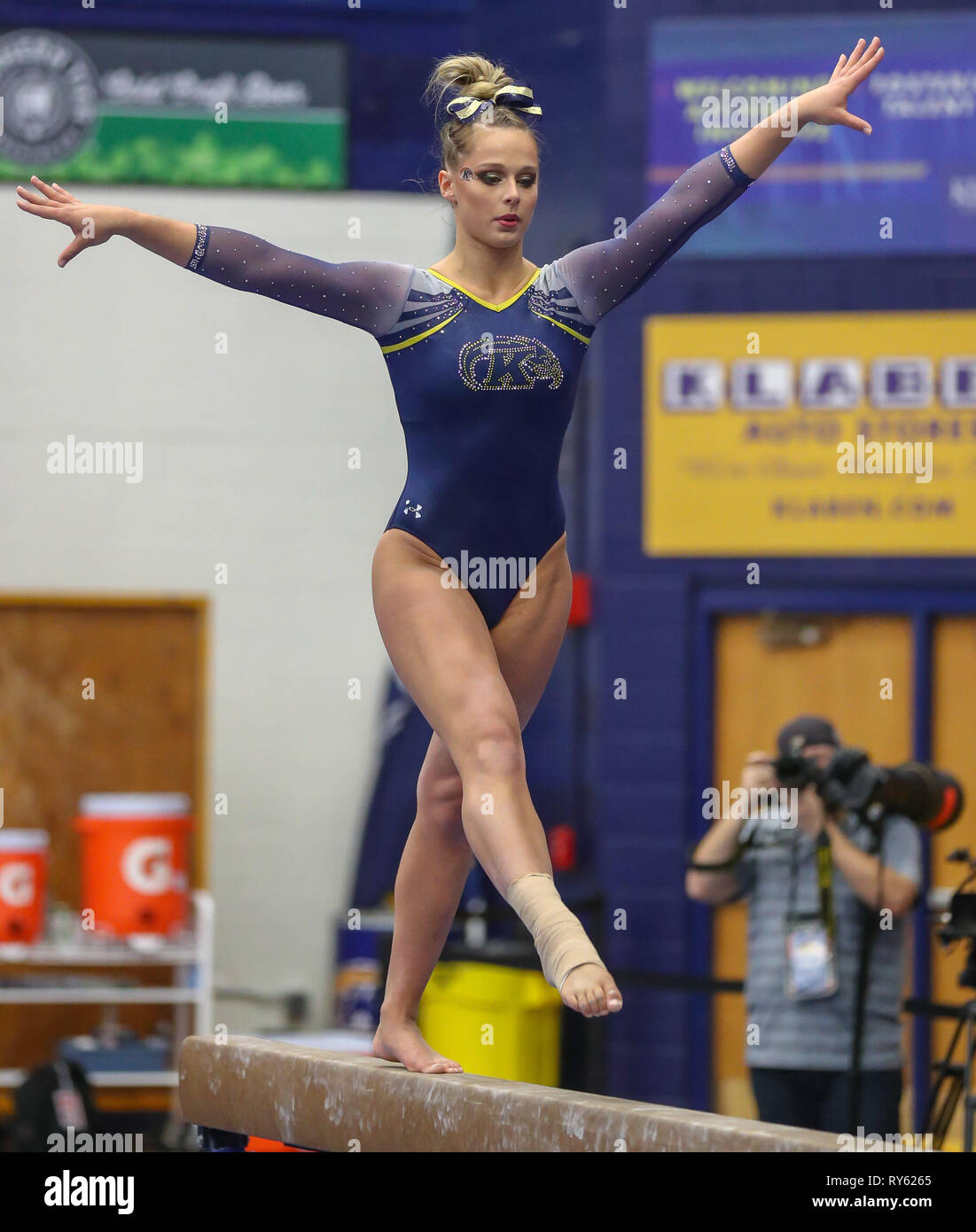 Kent, OH, USA. 10th Mar, 2019. Kent State's Abby Fletcher performs on