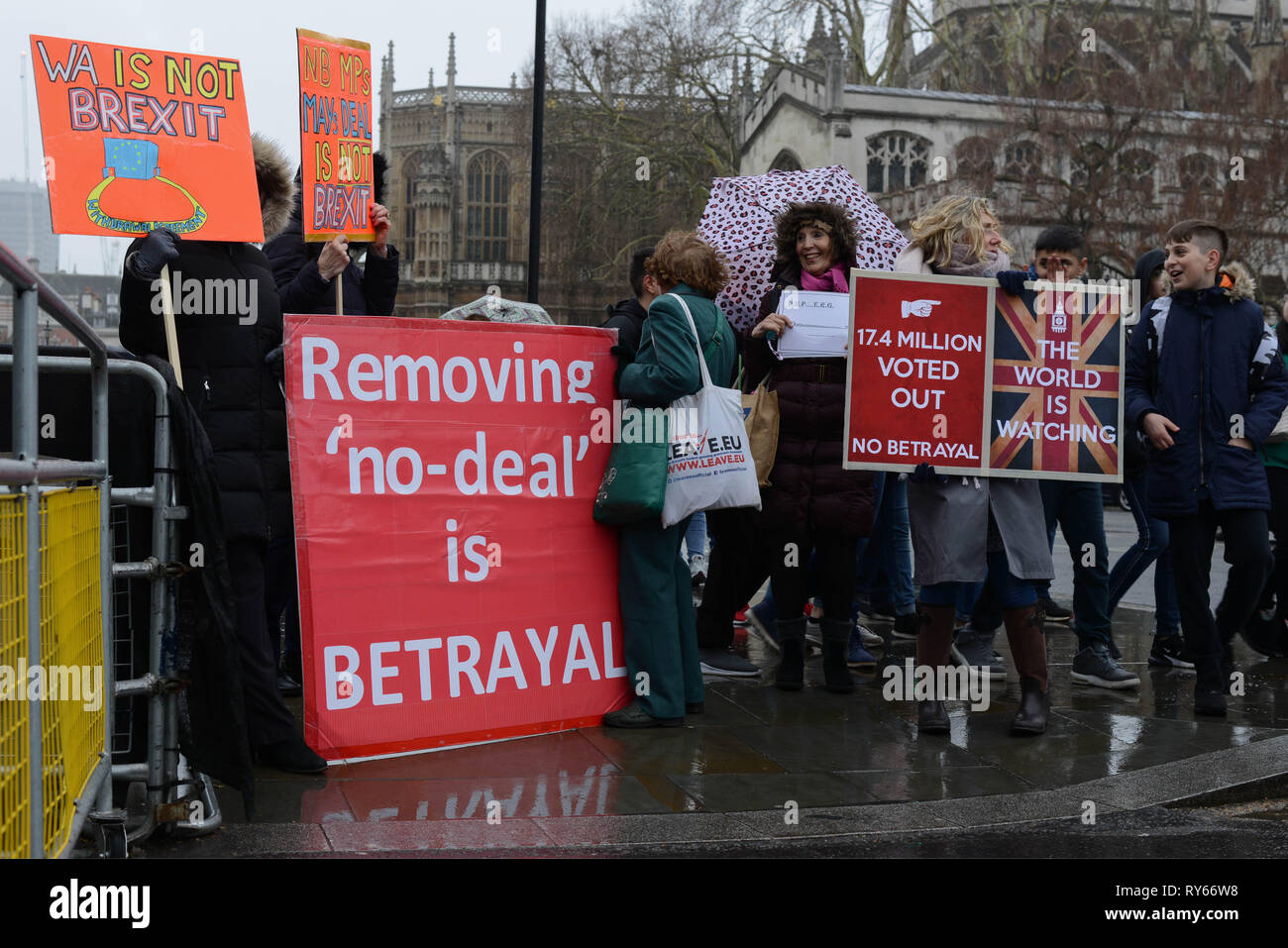 London, UK. 12th March, 2019. Pro-Brexit Activists demonstrate opposite Westminster, London. 12th of March 2019. Credit: Thomas Krych/Alamy Live News Stock Photo