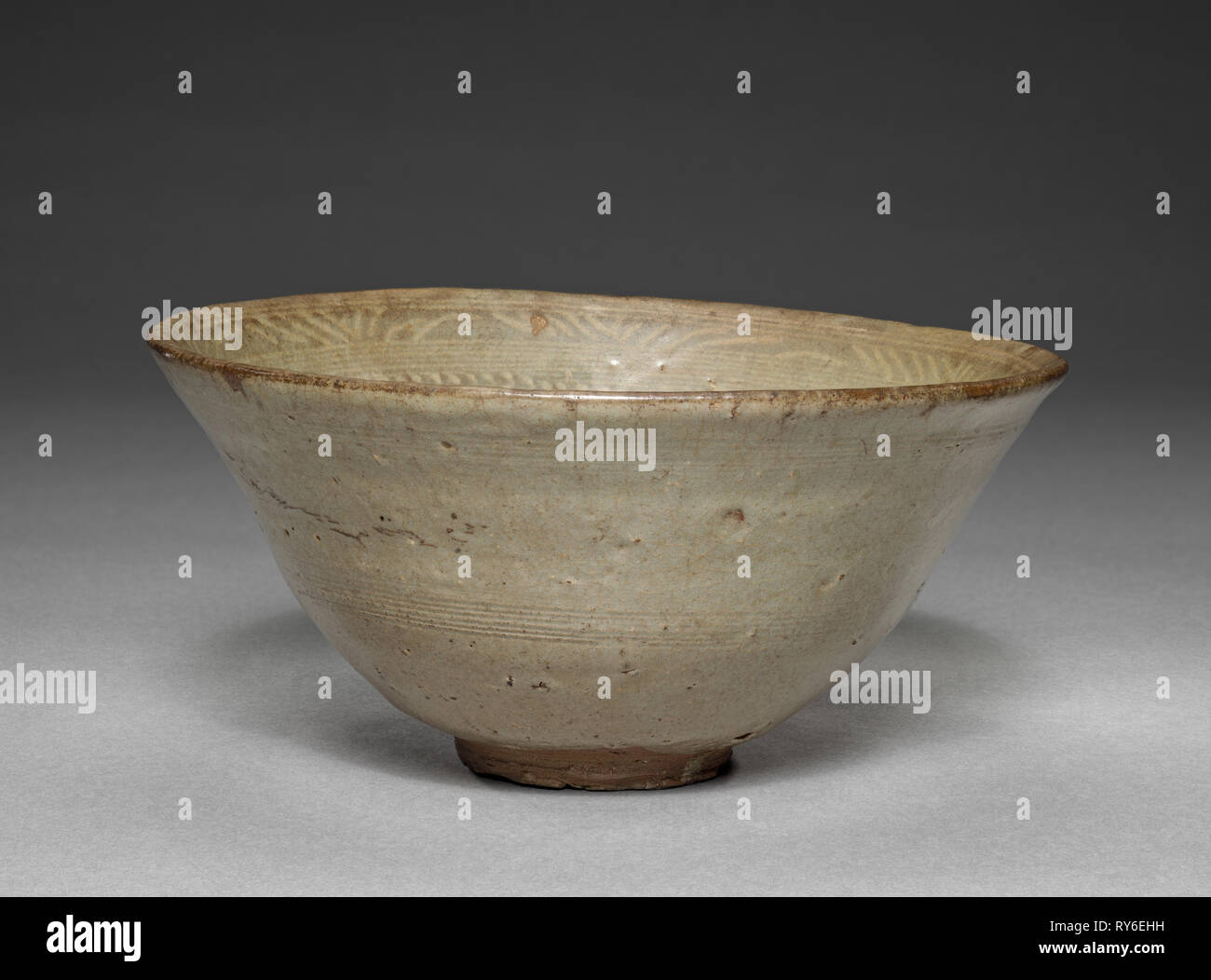 https://c8.alamy.com/comp/RY6EHH/bowl-with-stamped-floral-decoration-1400s-korea-joseon-dynasty-1392-1910-glazed-ceramic-overall-88-cm-3-716-in-RY6EHH.jpg