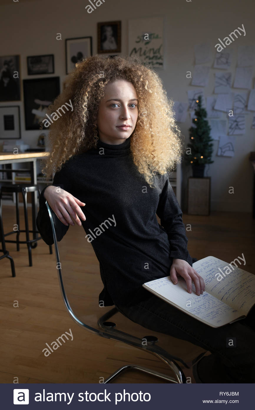 Curly hair woman studio hi-res stock photography and images - Alamy
