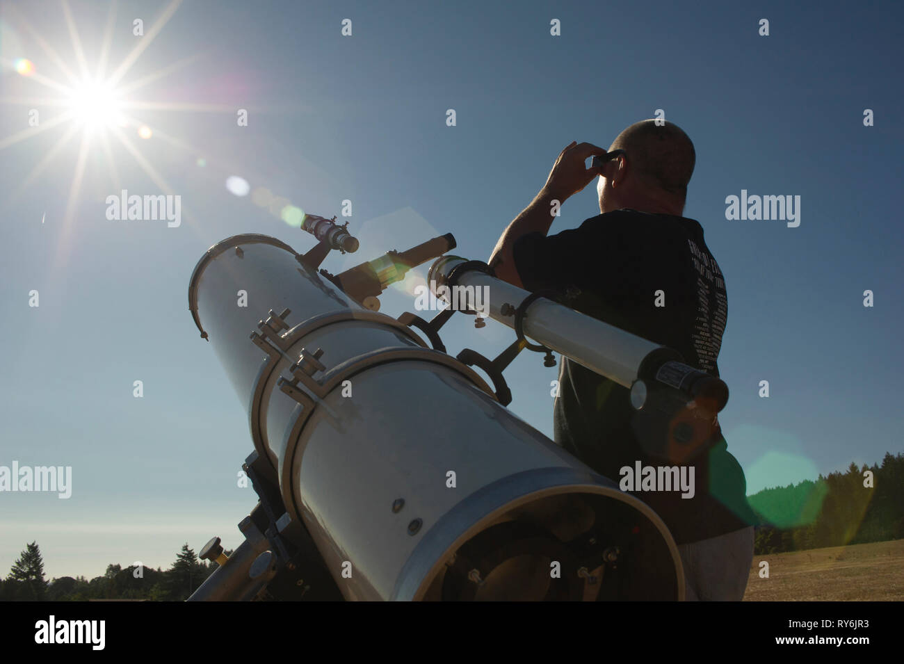 Telescope view of the sun hires stock photography and images Alamy