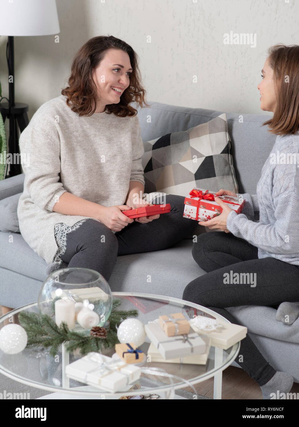 christmas presents for female friends