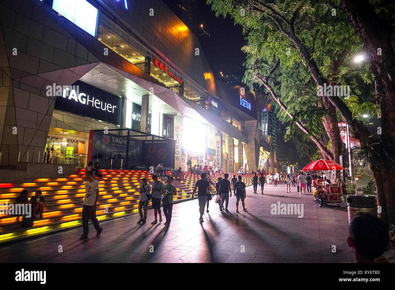 10 Best Nightlife in Orchard Road - Where to Go at Night in Orchard Road –  Go Guides
