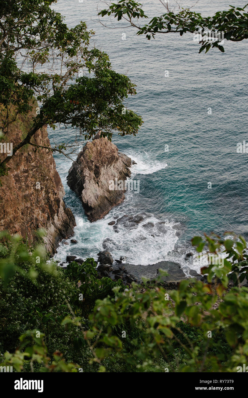High splashing sea water hi-res stock photography and images - Alamy