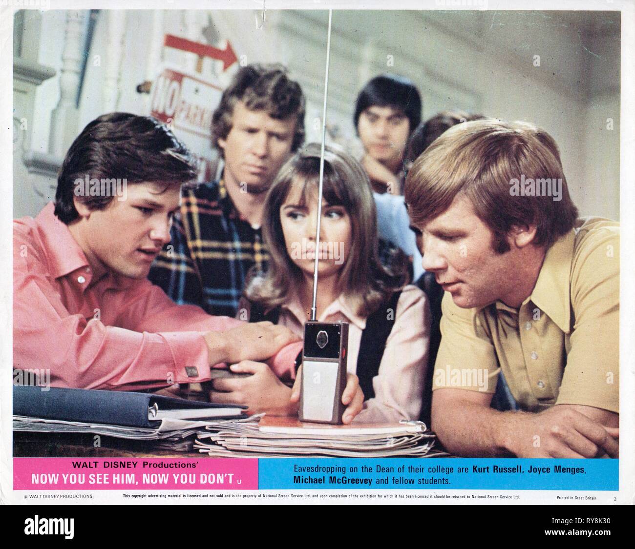 NOW YOU SEE HIM, NOW YOU DON'T (1972)  KURT RUSSELL  JOYCE MENGES  MICHAEL MCGREEVEY  ROBERT BUTLER (DIR)  MOVIESTORE COLLECTION LTD Stock Photo