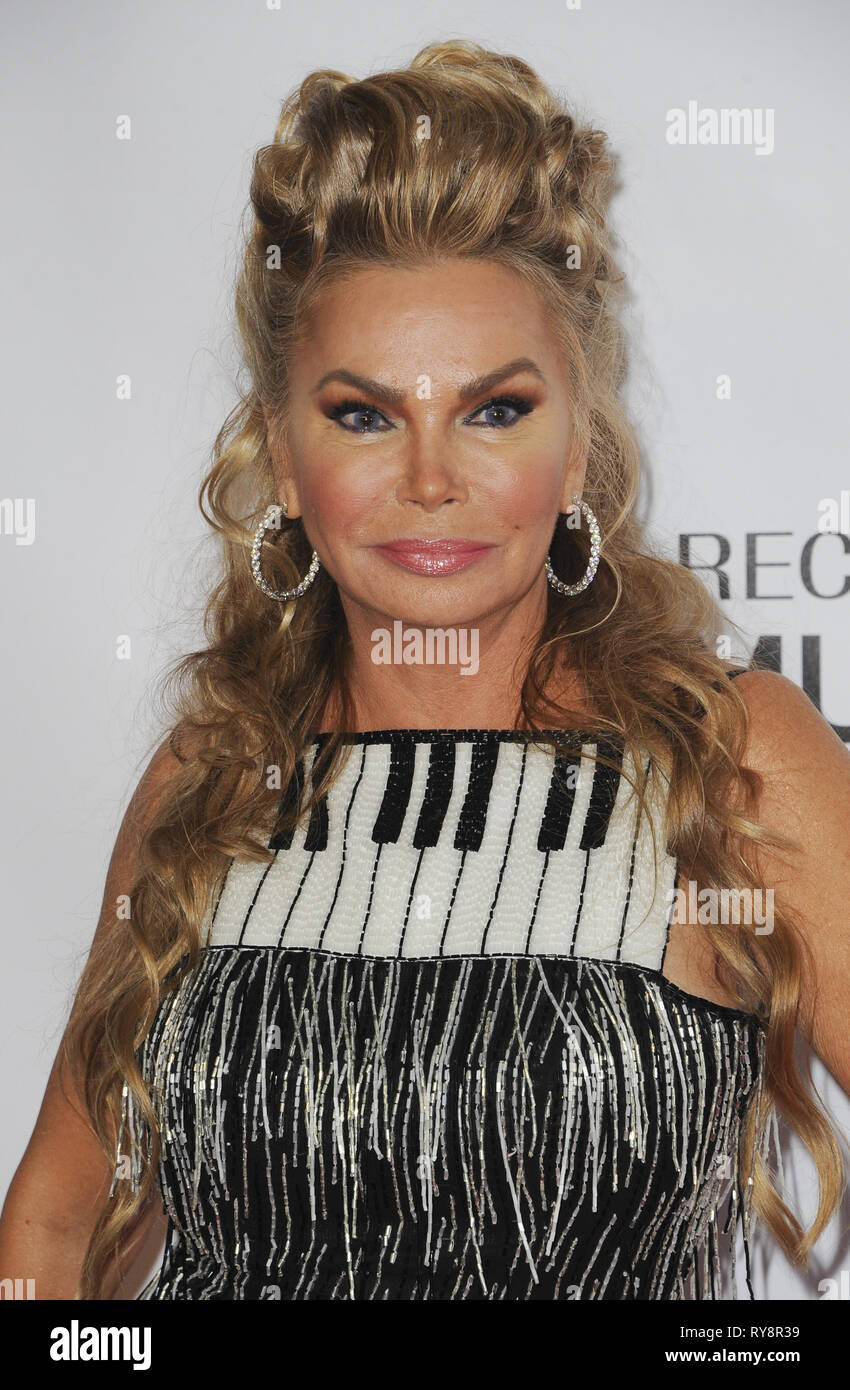 Suzan hughes hi-res stock photography and images - Alamy