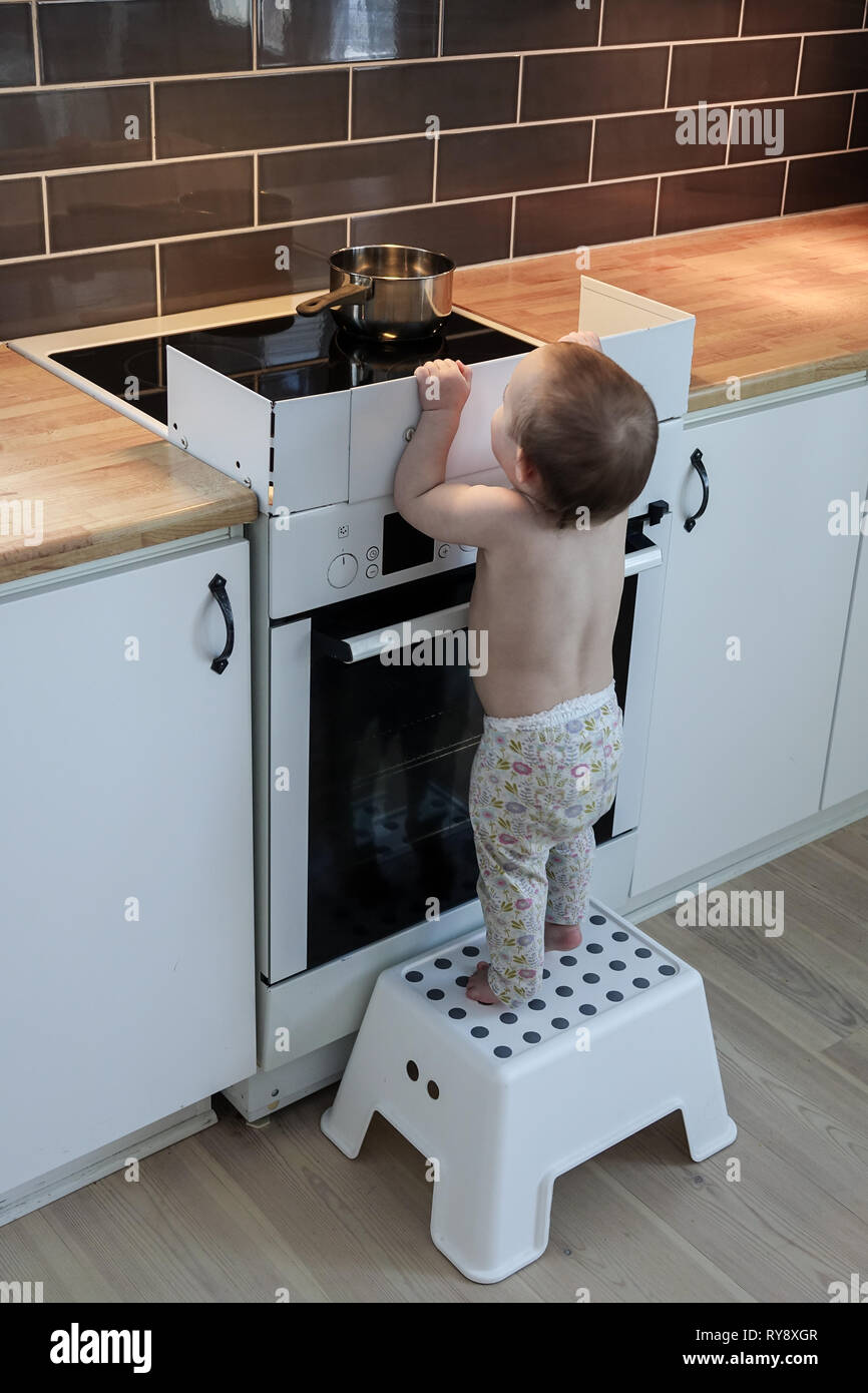 Child Pot Stove High Resolution Stock Photography and Images Alamy