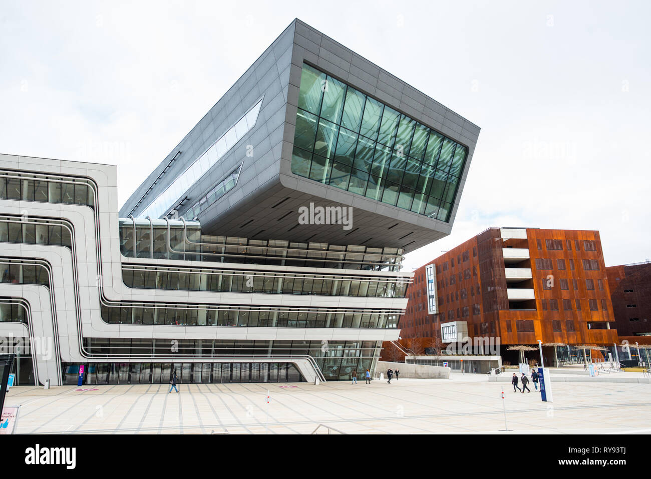WU Campus Vienna, Vienna University of Economics and Business, LC, Library  and Learning Centre, Austria Stock Photo - Alamy