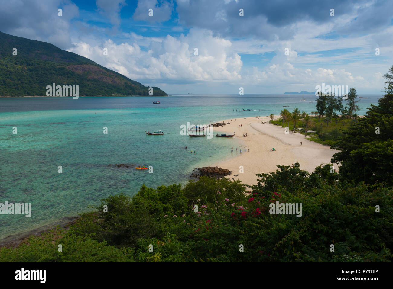 Aerial view of Ko Lipe beautiful Sunrise beach, Bulow beach, thailand Stock Photo