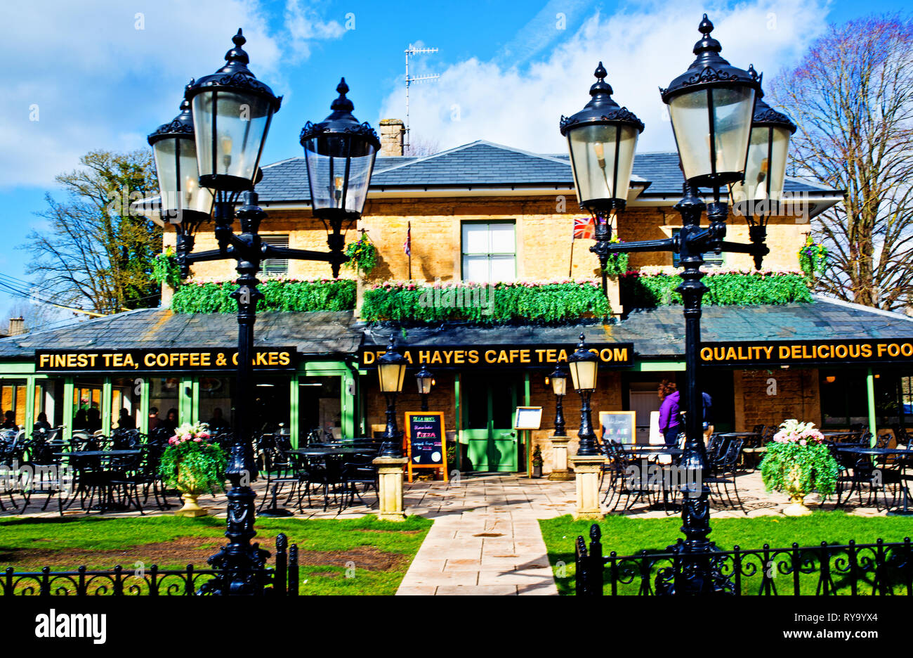 Cotswolds cafe hires stock photography and images Alamy